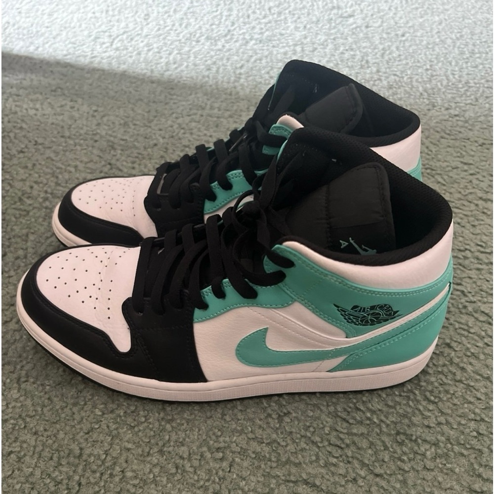 Jordan 1 mid tropical twist